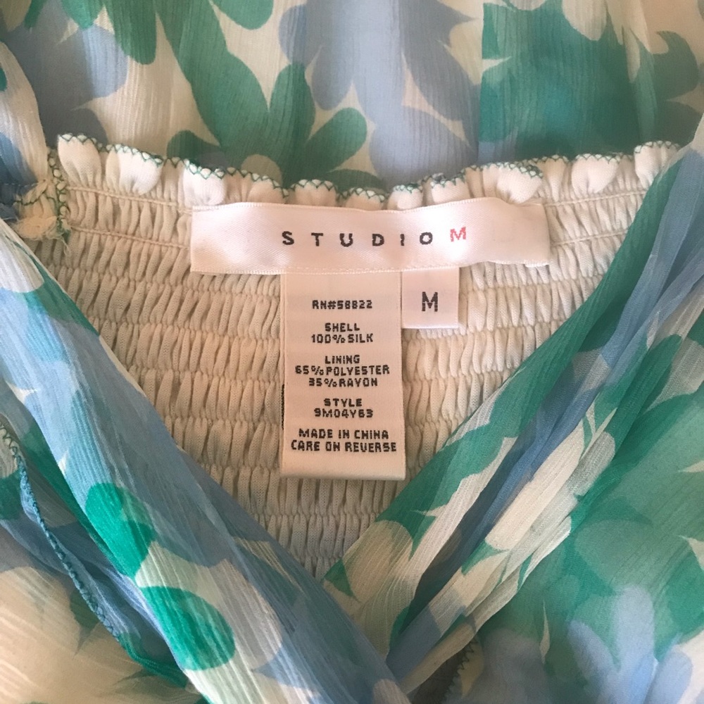 Studio M 100% Silk Daisy Dress - Picture 5 of 5